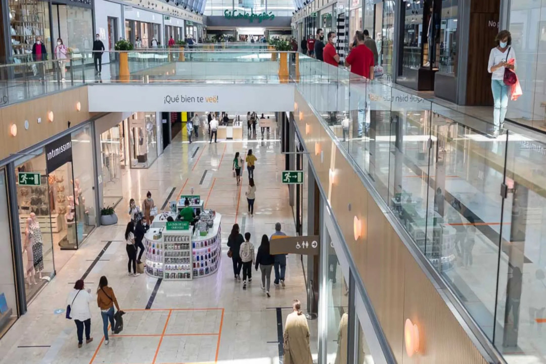Centro comercial con sistema de ozono